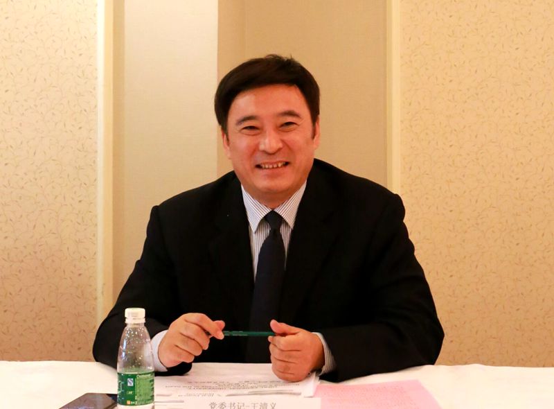 俄罗斯签约1.jpg